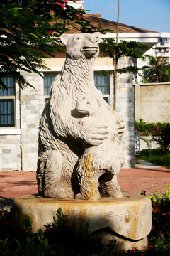 雕塑艺术 狗熊母子