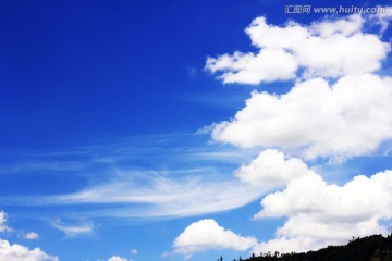 白云漂流 蓝天白云