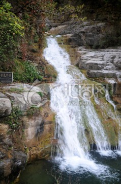 山泉