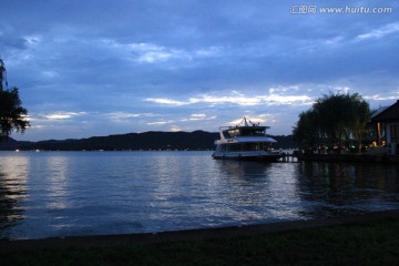 西湖夜景