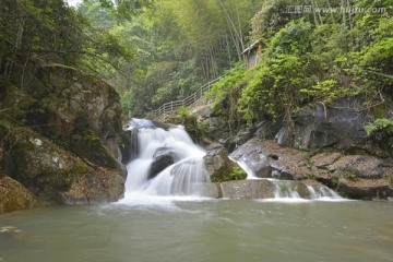 山涧