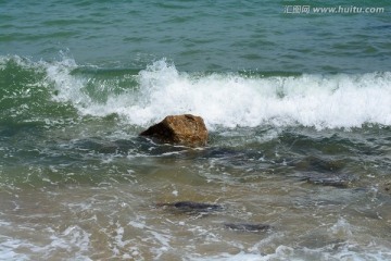 海浪与沙滩