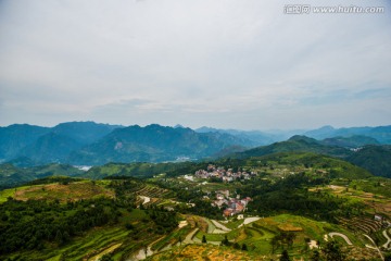 梯田 山