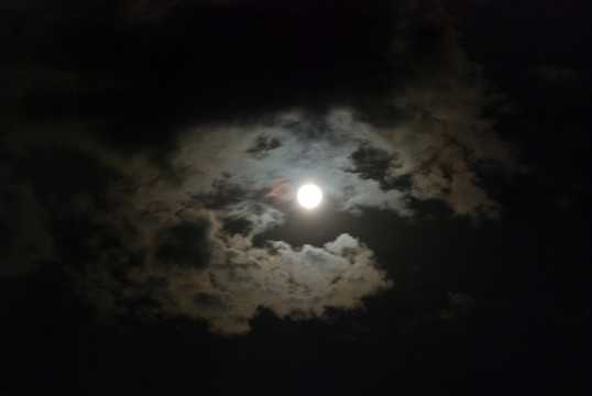 云中月