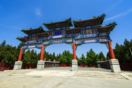 北京地坛牌楼