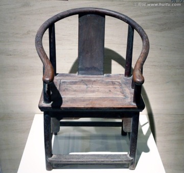 清代榉木矮圈椅