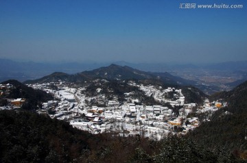 九华初雪