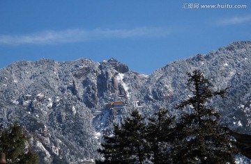 九华初雪