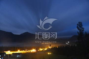 喀纳斯夜景