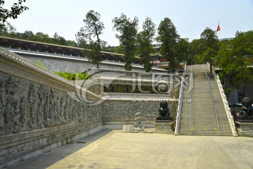 大悲寺山门 佛像浮雕墙