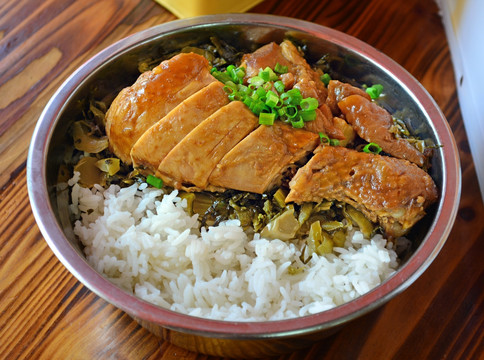 鸡腿饭