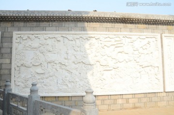 灵山雕塑石壁