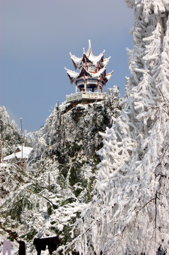 丹山雪景