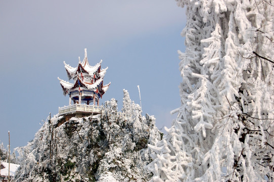 丹山雪景