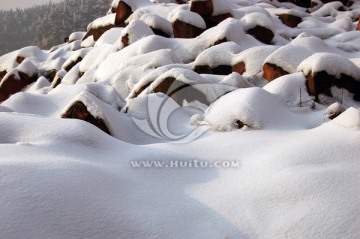 丹山雪景