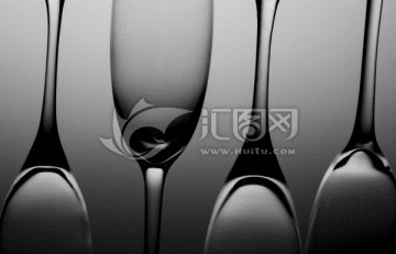 玻璃杯