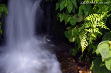 山泉水