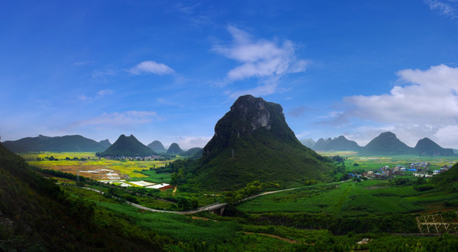 路 山 靠山 亨通 风景