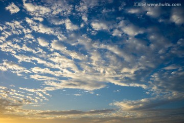 天空晚霞