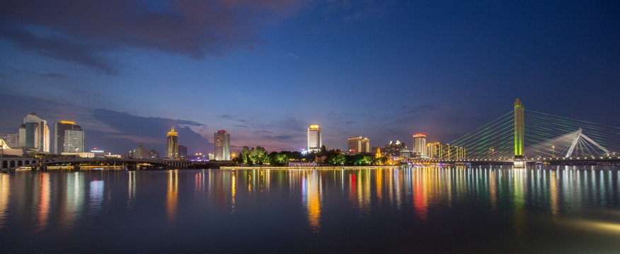 宁波三江口夜景