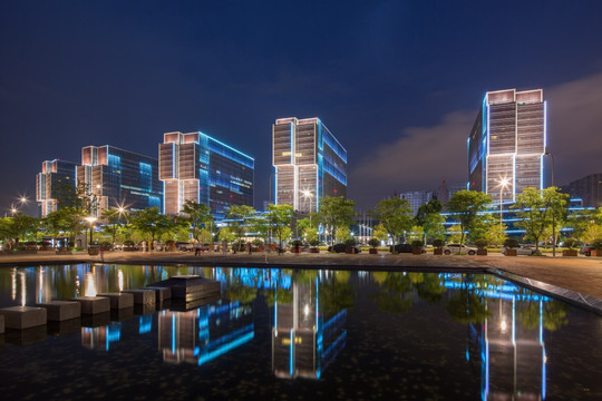 宁波和丰创意广场夜景