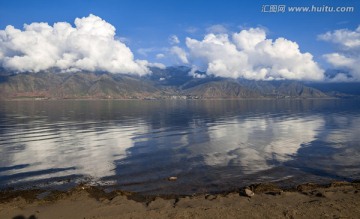 云南永胜程海湖