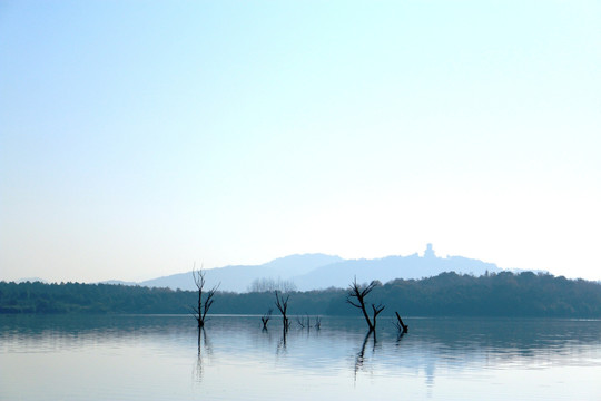 平天湖风光