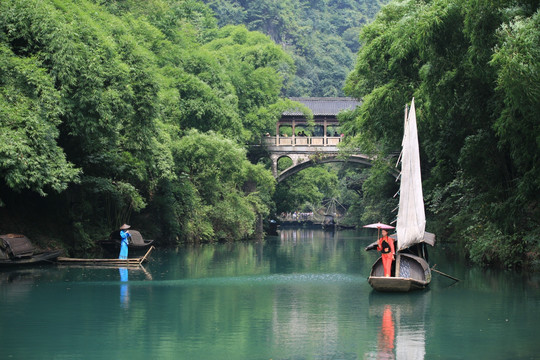 帆船 桥梁 竹海