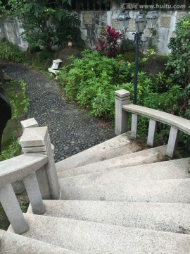 别墅花园楼梯