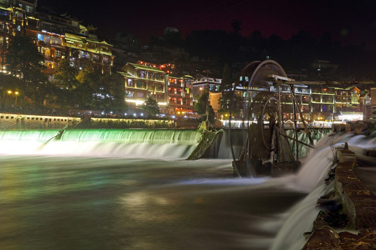 沱江夜景