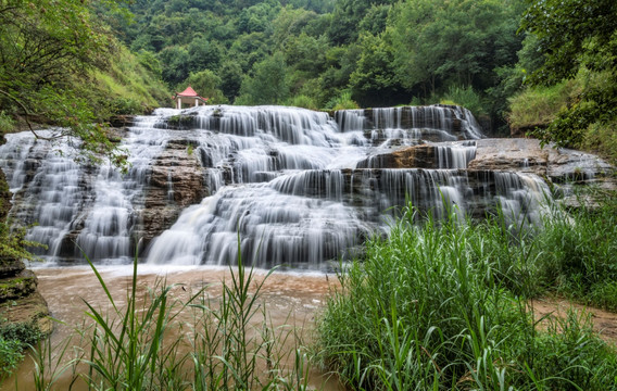 石板河风光