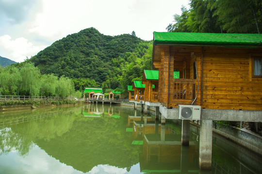 青山绿水