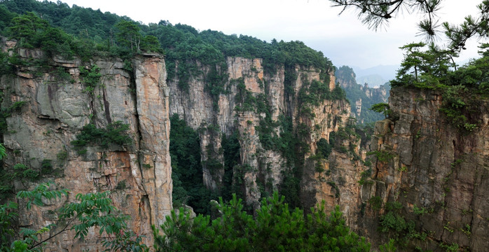 张家界神堂湾全景图