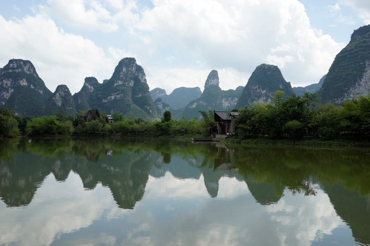 青山绿水