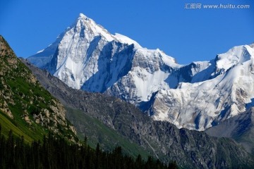 木扎尔特雪山 高清