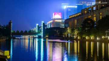 佛山千灯湖公园夜景