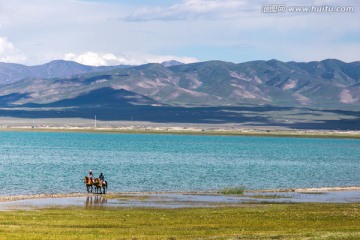 青海湖畔风景