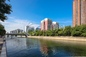 北京护城河 丽水湾畔家园