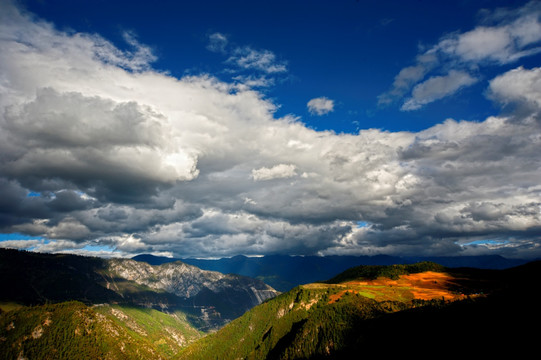 香格里拉大山