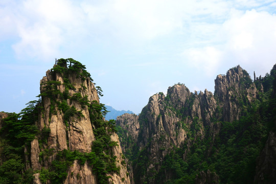 黄山奇峰