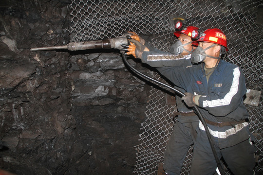 煤矿作业
