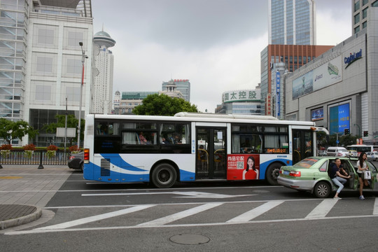 上海人民广场