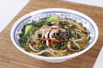 酸菜肉絲面