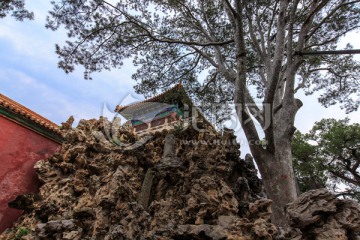 北京故宫御花园堆秀山