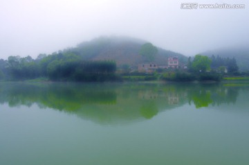 乡村烟雨