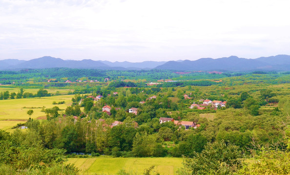 秋天山区