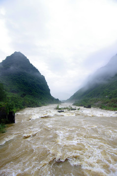 洪水 雨季