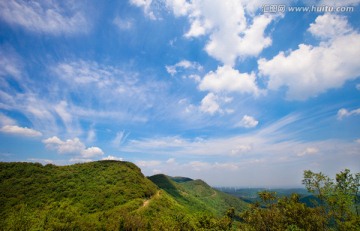 蓝天白云 山（高清）