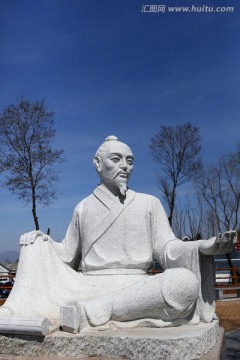 淮南王刘安雕像