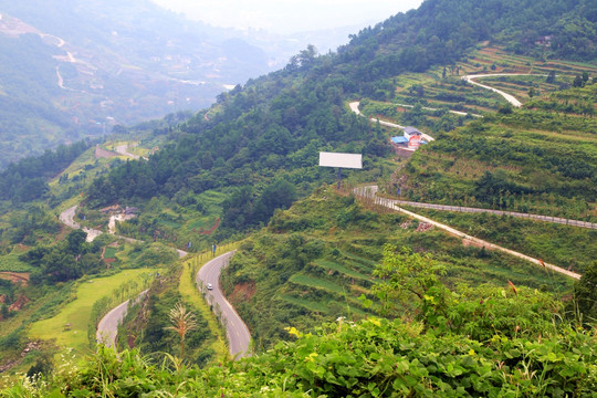 盘山公路 之形公路